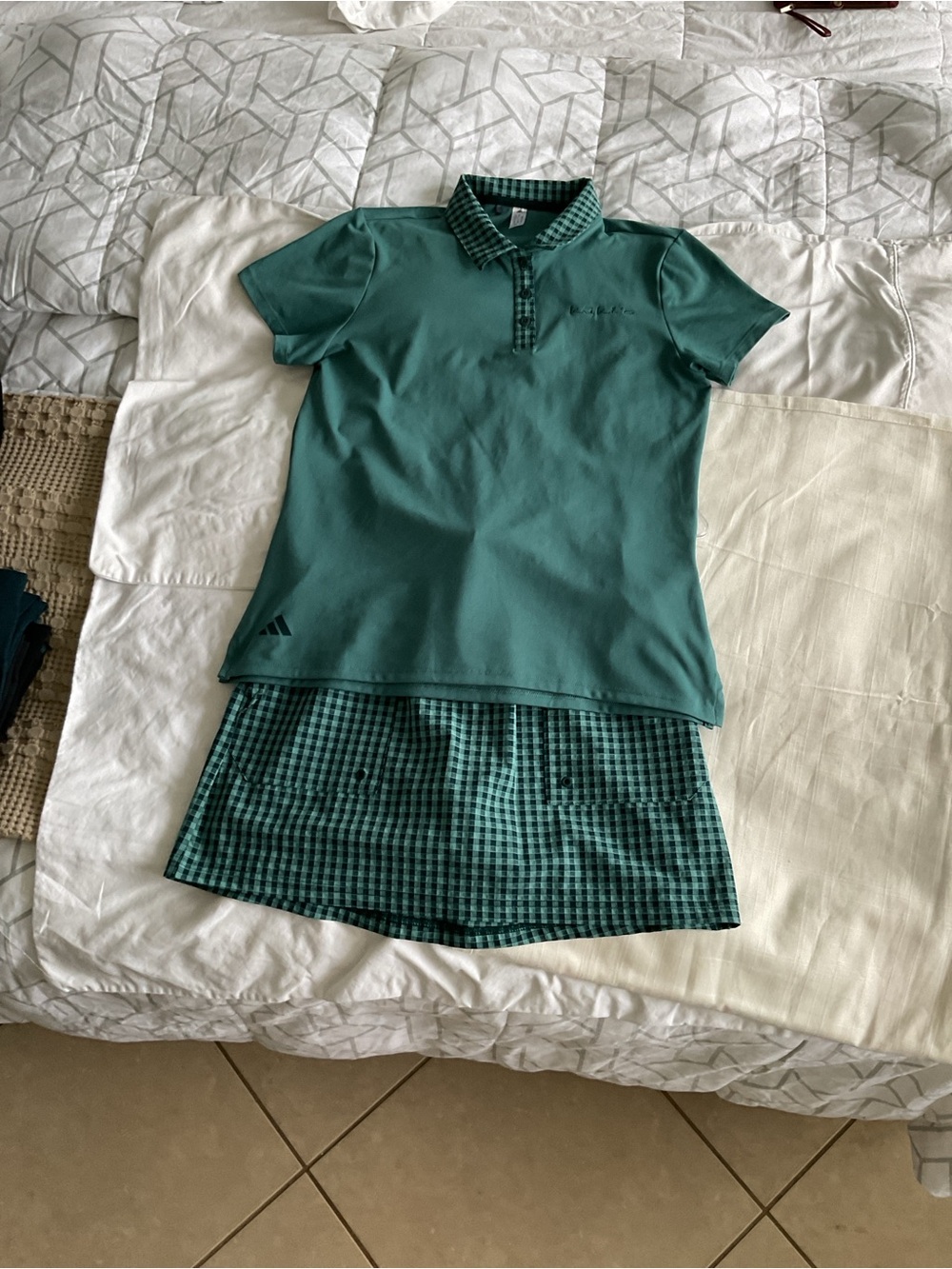 adidas Womenโs Golf teal green two-piece Polo&Skort Set | Size S.